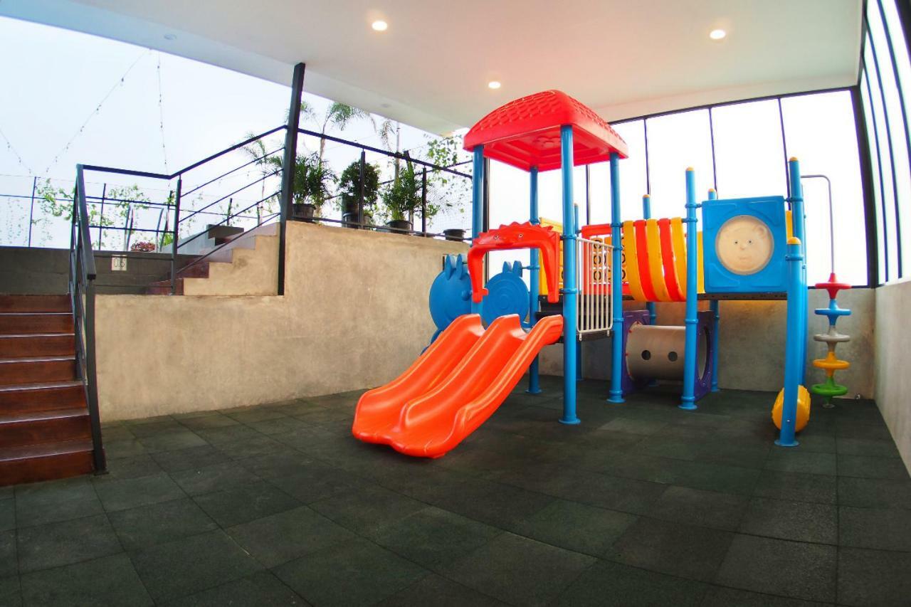 מלון סרפונג Aviary Bintaro מראה חיצוני תמונה